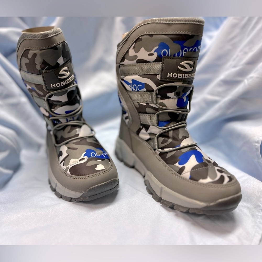 Hobibear winter boots - big kid size 4 - new, never worn